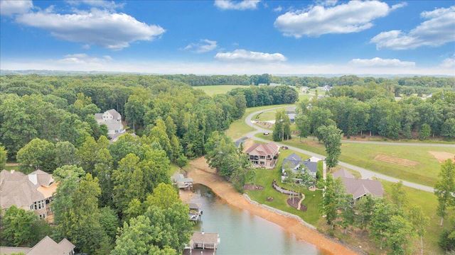 273 Hammock Pointe DR, Moneta, VA 24121