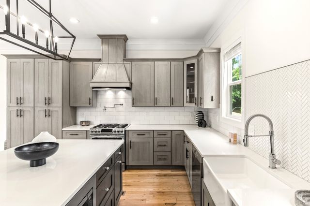 407 Scott Ave, Nashville, TN 37206