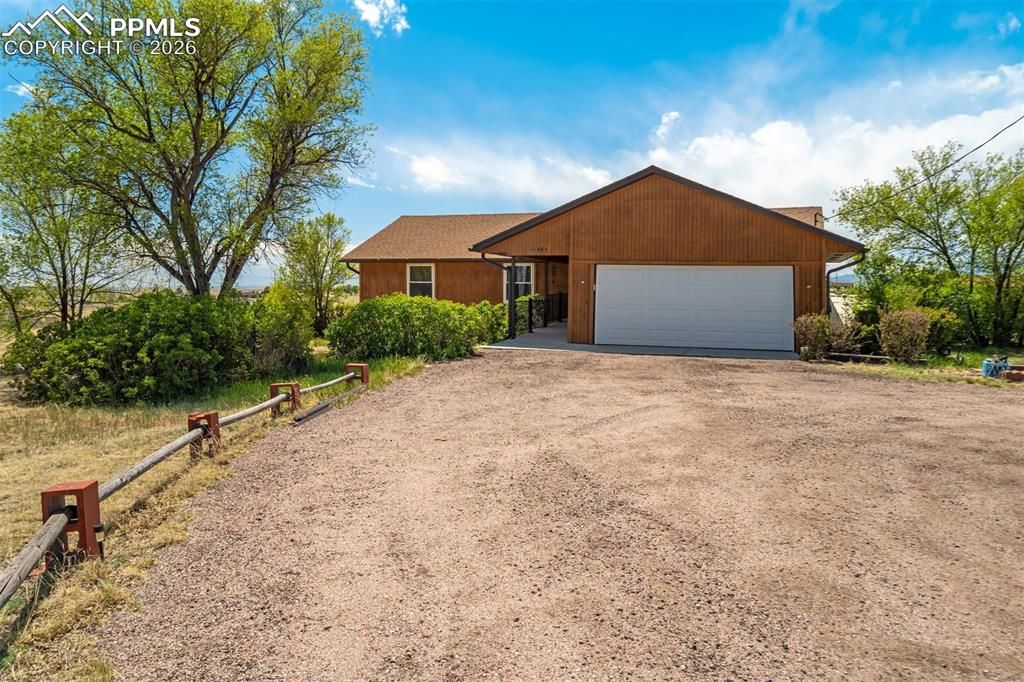 11045 Peaceful Valley Road, Colorado Springs, CO 80925