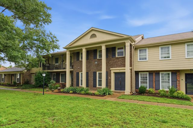 8207 Sawyer Brown Rd Apt J4, Nashville, TN 37221
