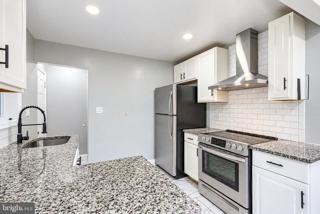 8108 REDVIEW DR, District Heights, MD 20747