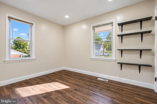 8108 REDVIEW DR, District Heights, MD 20747