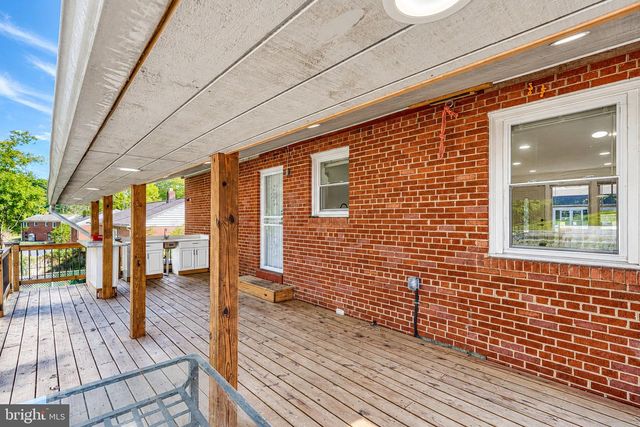 8108 REDVIEW DR, District Heights, MD 20747
