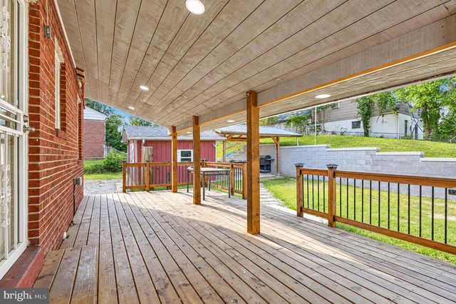 8108 REDVIEW DR, District Heights, MD 20747