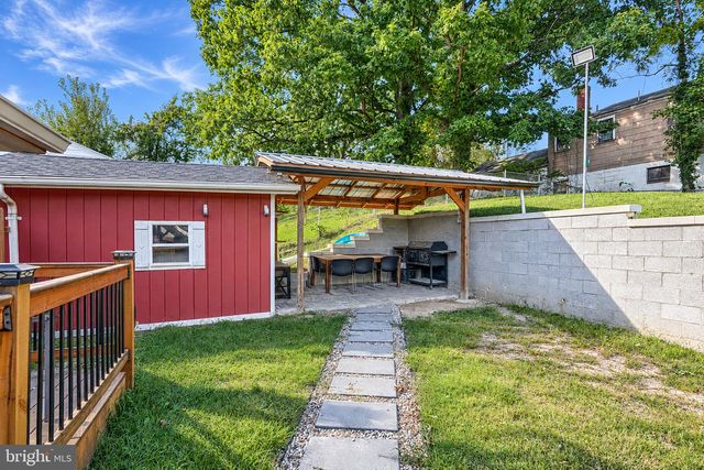 8108 REDVIEW DR, District Heights, MD 20747