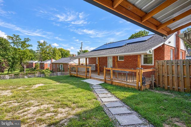 8108 REDVIEW DR, District Heights, MD 20747