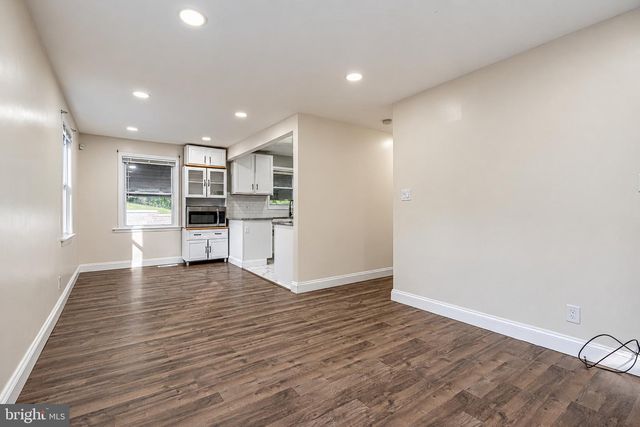 8108 REDVIEW DR, District Heights, MD 20747