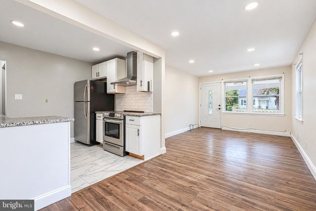 8108 REDVIEW DR, District Heights, MD 20747