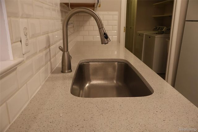 44982 Marigold Drive, Sterling Heights, MI 48314