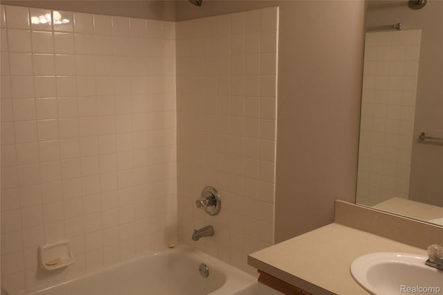 44982 Marigold Drive, Sterling Heights, MI 48314