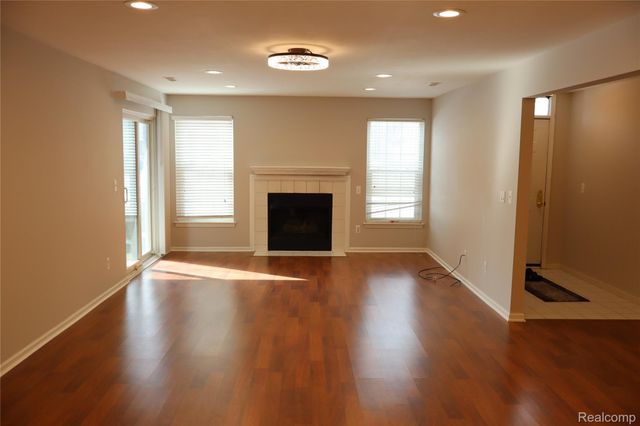 44982 Marigold Drive, Sterling Heights, MI 48314