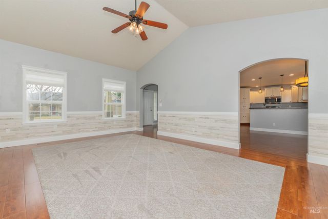 1964 W Odessa Ave, Nampa, ID 83686