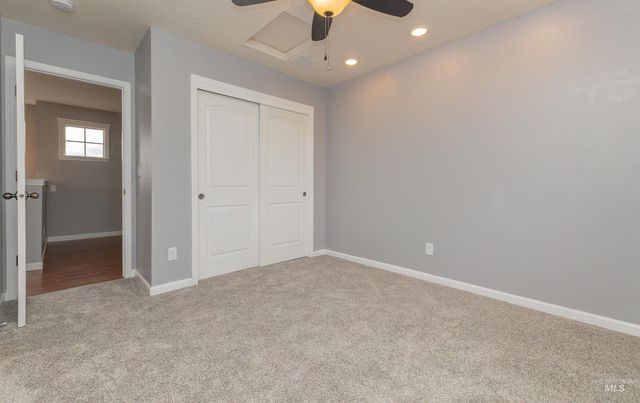 1964 W Odessa Ave, Nampa, ID 83686