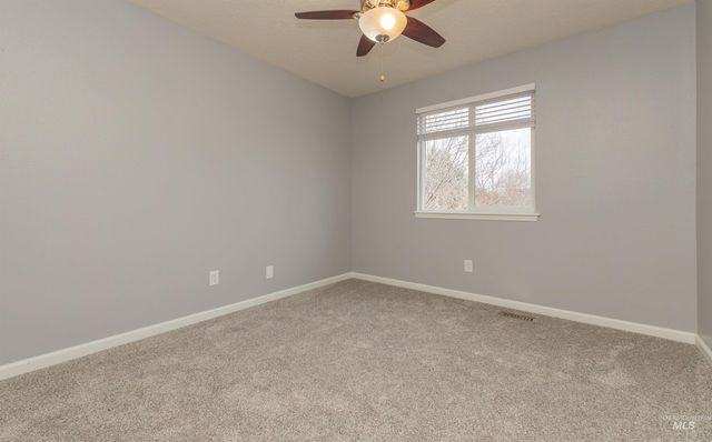 1964 W Odessa Ave, Nampa, ID 83686