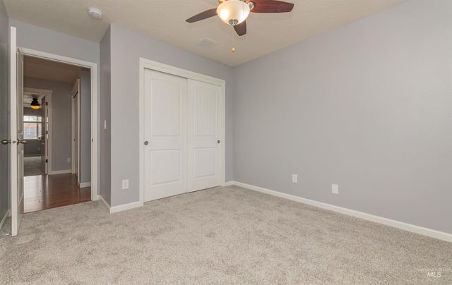 1964 W Odessa Ave, Nampa, ID 83686