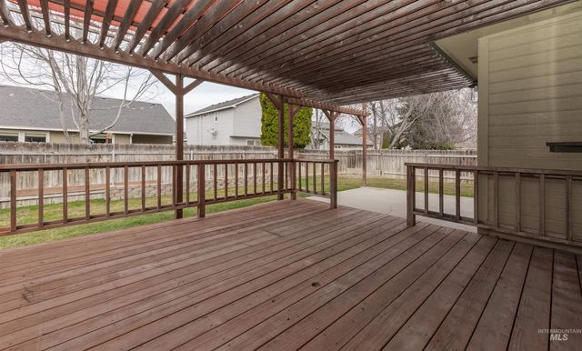 1964 W Odessa Ave, Nampa, ID 83686