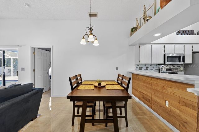 850 CHRISTINA CIRCLE, Oldsmar, FL 34677