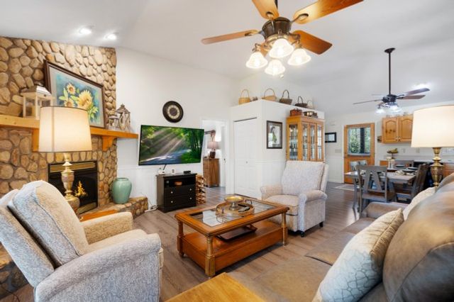 86 Armor Way N, Ellijay, GA 30540