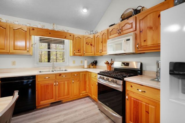 86 Armor Way N, Ellijay, GA 30540