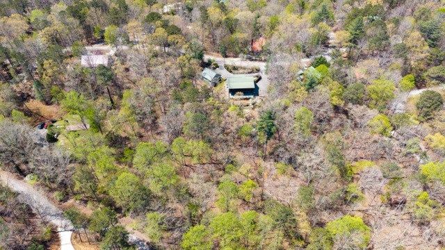 86 Armor Way N, Ellijay, GA 30540