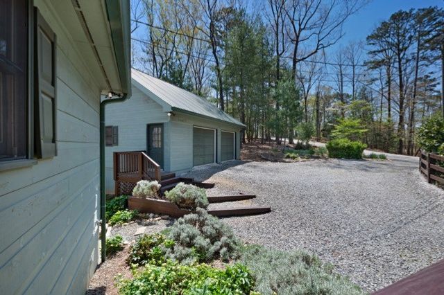 86 Armor Way N, Ellijay, GA 30540