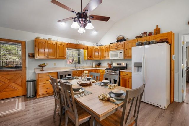86 Armor Way N, Ellijay, GA 30540