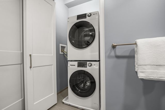 99 Foundry Place 101, Portsmouth, NH 03801