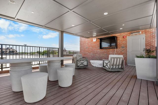 99 Foundry Place 101, Portsmouth, NH 03801