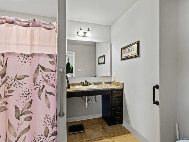 113 Walkers Hill Road, Meridianville, AL 35759