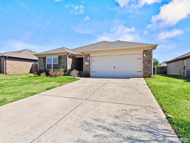 113 Walkers Hill Road, Meridianville, AL 35759