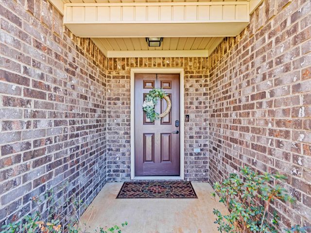 113 Walkers Hill Road, Meridianville, AL 35759