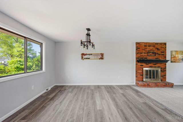 3647 E Galbraith Road, Amberley, OH 45236