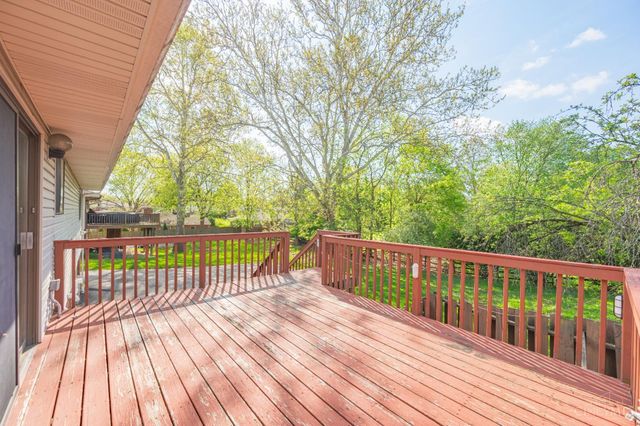 3647 E Galbraith Road, Amberley, OH 45236