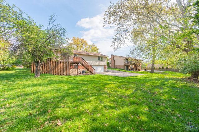 3647 E Galbraith Road, Amberley, OH 45236