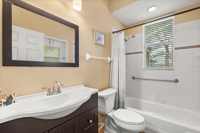 3377 STERLING LAKE CIRCLE, Oviedo, FL 32765