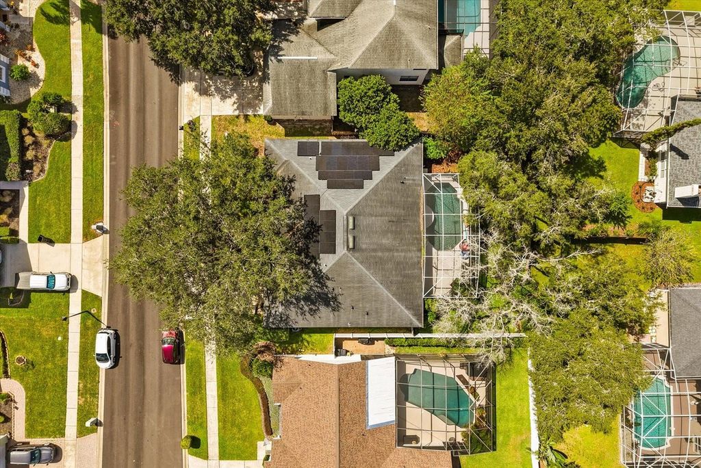 Image 32 of property listing at 3377 STERLING LAKE CIRCLE, Oviedo, FL 32765