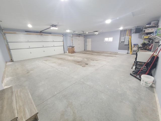 2308 36th Avenue S, Moorhead, MN 56560