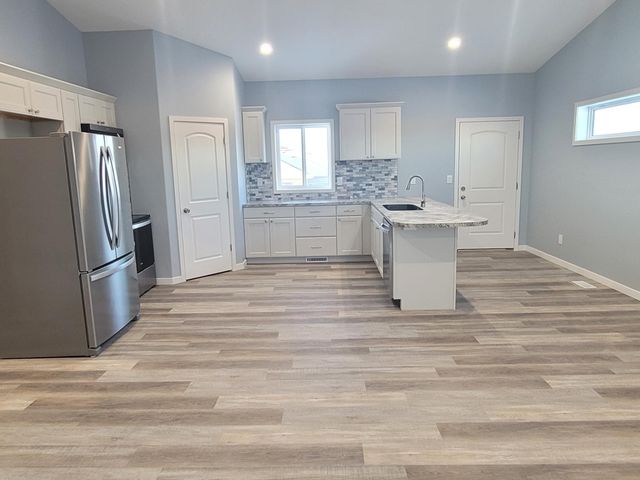 2308 36th Avenue S, Moorhead, MN 56560