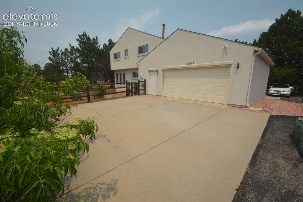 13915 Westchester Drive, Colorado Springs, CO 80921 — exterior