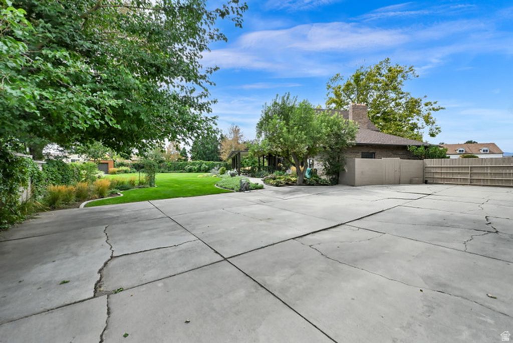 9241 S LISA AVE, West Jordan, UT 84088 — photo 5