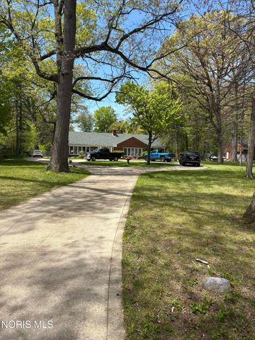4611 Secor Road, Toledo, OH 43623