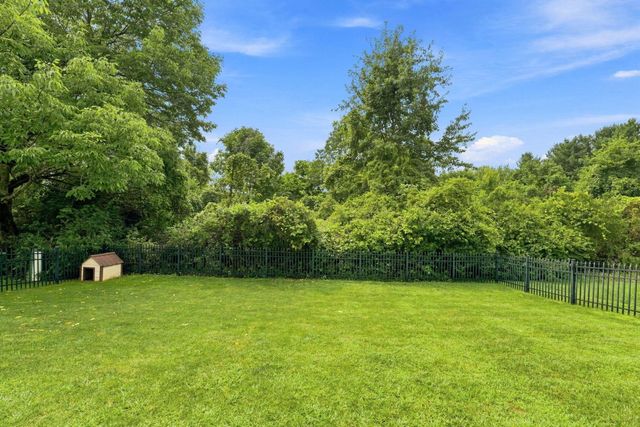 1332 Wagy Square, Pataskala, OH 43062