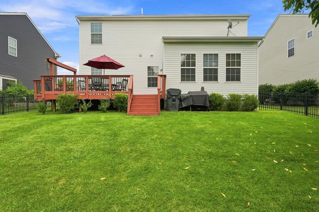 1332 Wagy Square, Pataskala, OH 43062