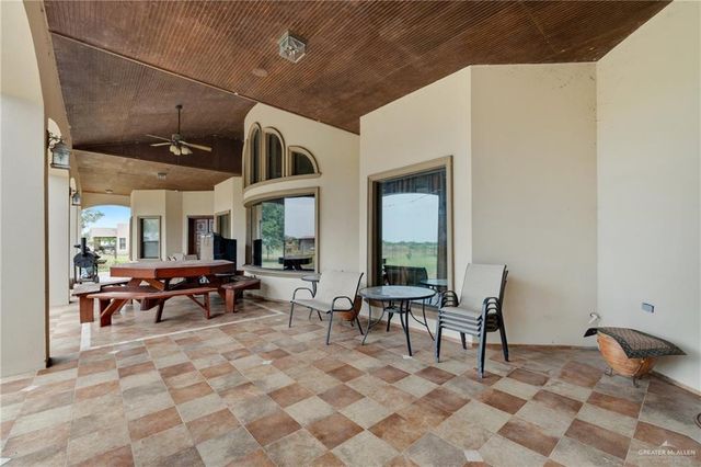 22209 Uresti Road, Edinburg, TX 78542