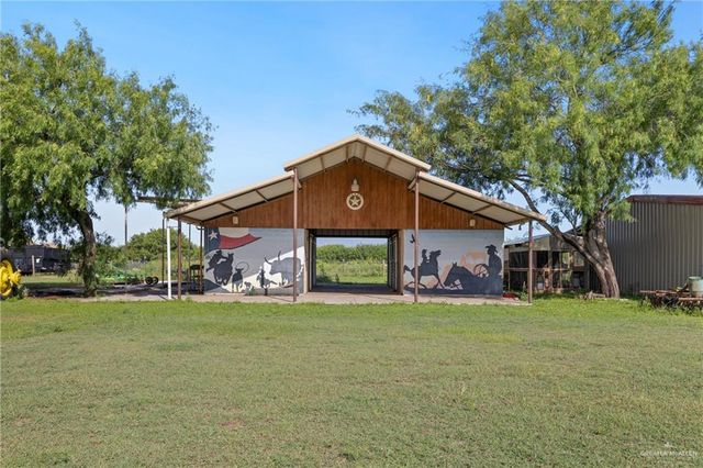 22209 Uresti Road, Edinburg, TX 78542