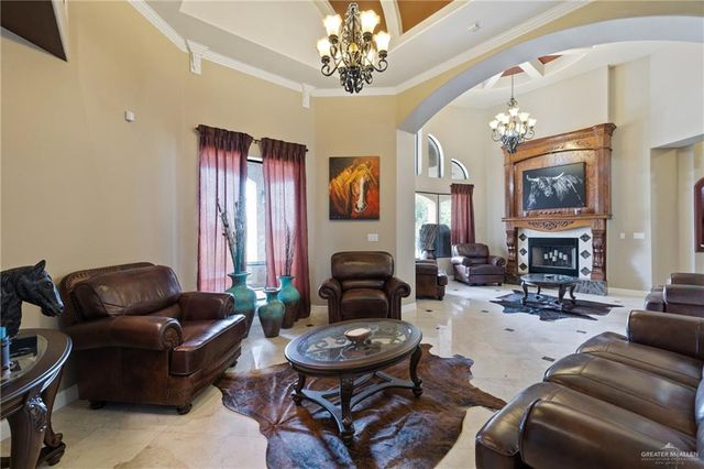 22209 Uresti Road, Edinburg, TX 78542