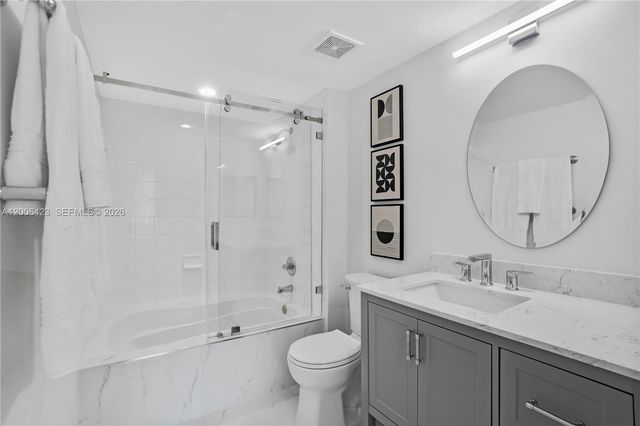 1155 Brickell Bay Dr 2003, Miami, FL 33131