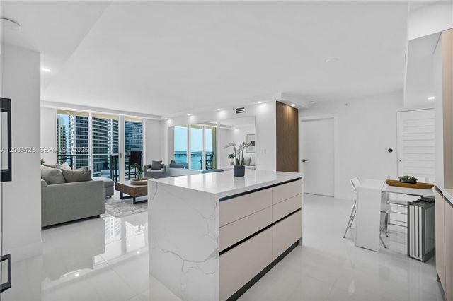 1155 Brickell Bay Dr 2003, Miami, FL 33131