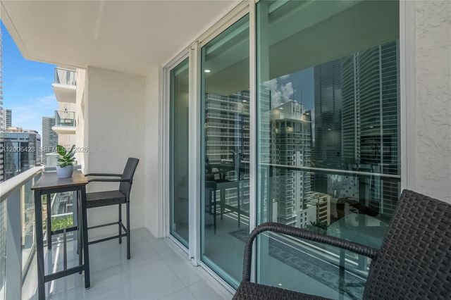 1155 Brickell Bay Dr 2003, Miami, FL 33131