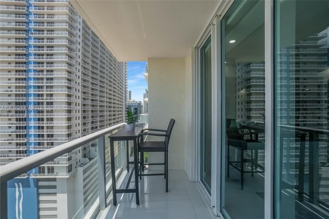1155 Brickell Bay Dr 2003, Miami, FL 33131